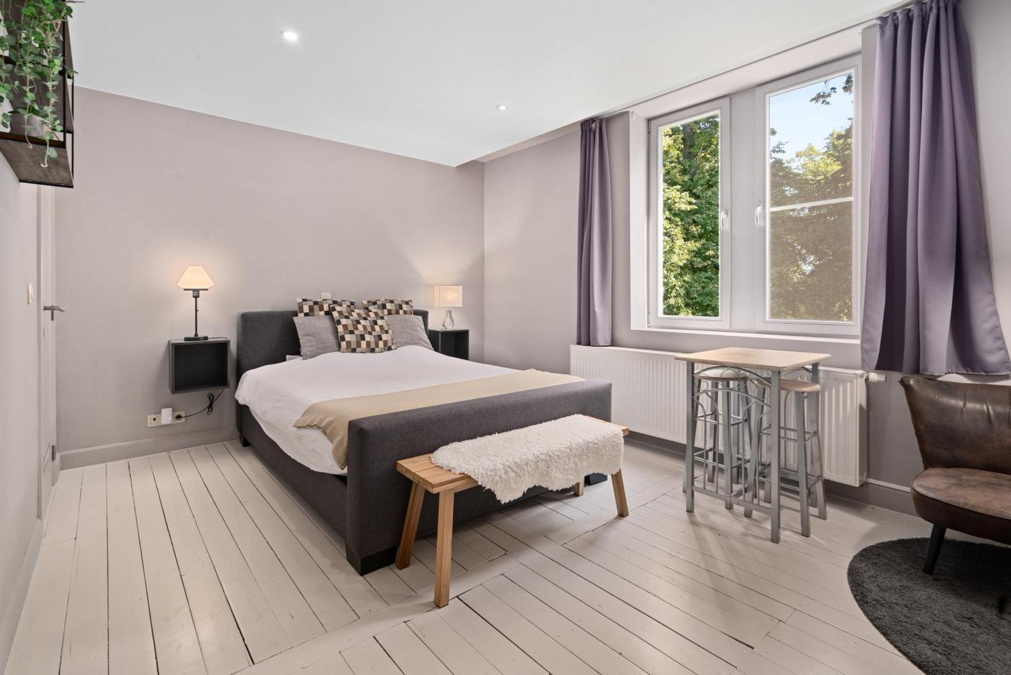 Spacious Guest Suites Near Historic Market - 5 Min Walk Brygge Exteriör bild