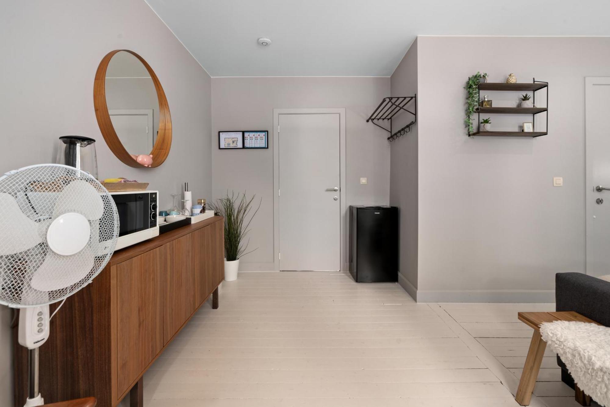 Spacious Guest Suites Near Historic Market - 5 Min Walk Brygge Exteriör bild